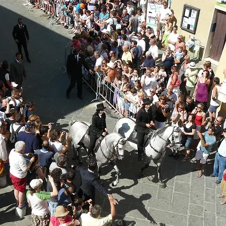 Il Pozzo Della Citerna Gasthof Castelnuovo Berardenga