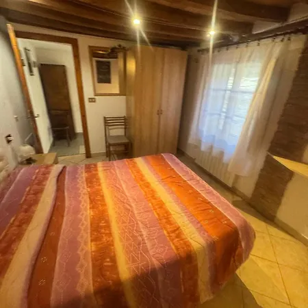 Il Pozzo Della Citerna Gæstehus Castelnuovo Berardenga